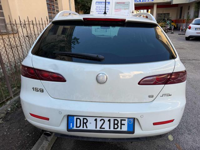 ALFA ROMEO 159 1.9 JTDm 16V Sportwagon TI senza lavoro da fare