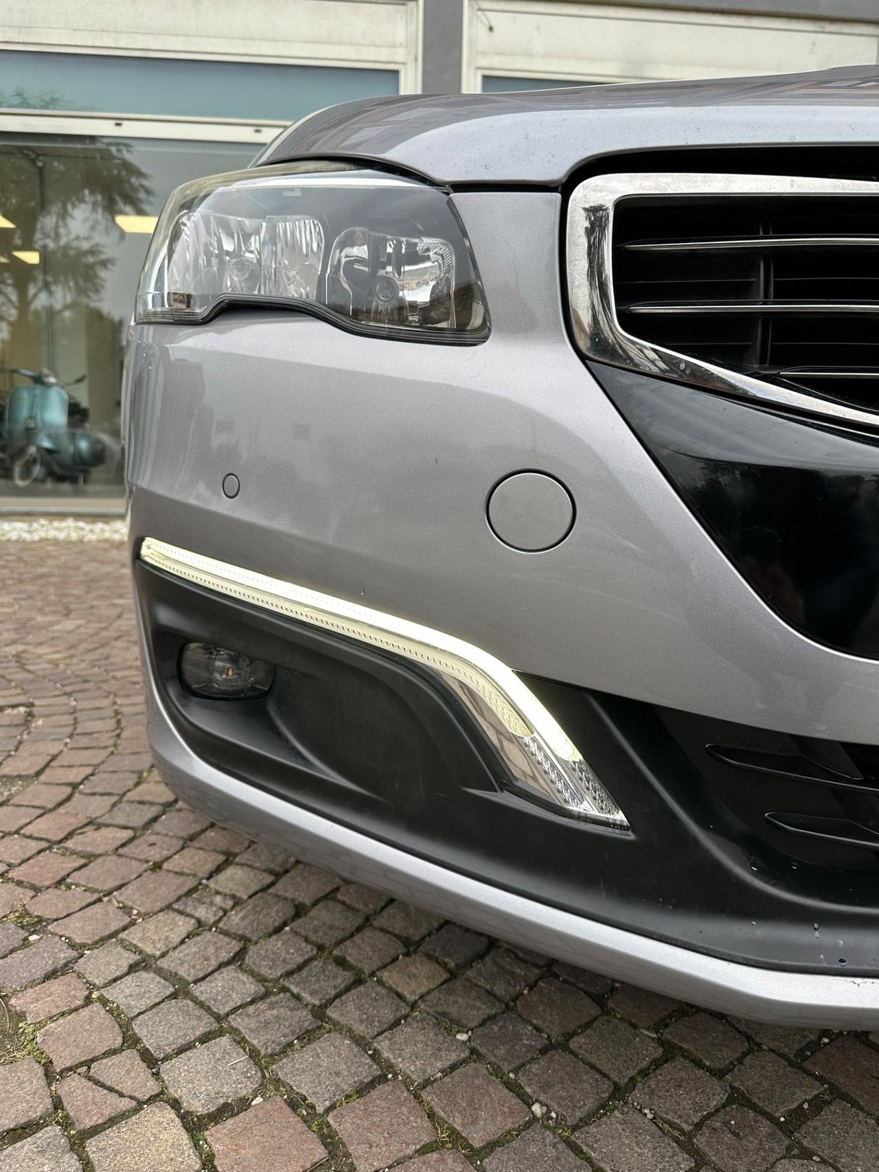 Peugeot 508 BlueHDi 120 S&S SW Allure