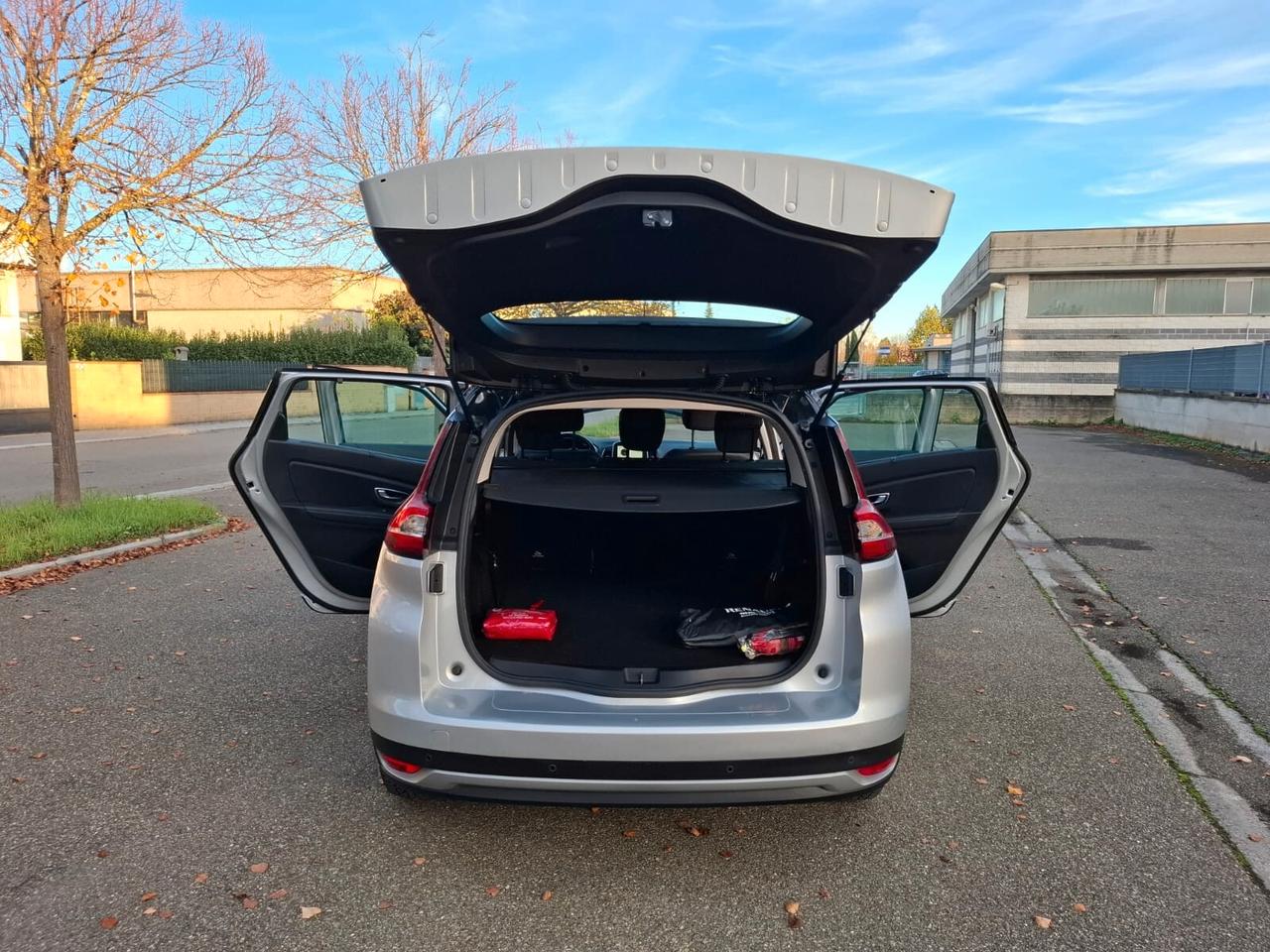 Grand Scenic 1.5 dci 2018 7 POSTI SOLO 114.000 KM