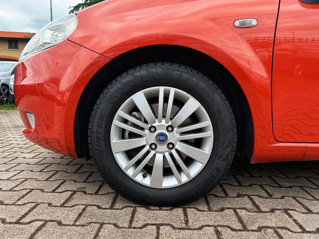 Fiat Grande Punto Grande Punto 1.3 MJT 90 CV 3 porte OK NEOPATENTATI