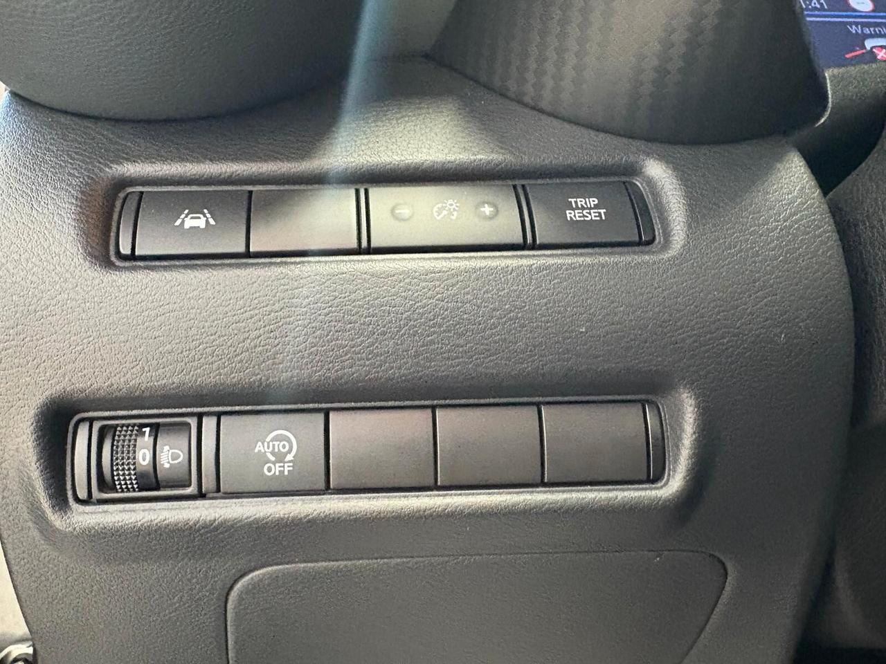 Nissan Juke 1.0 DIG-T 114 CV N-Connecta