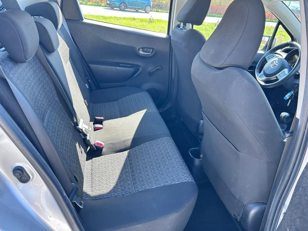 TOYOTA Yaris III 2011 - Yaris 5p 1.0 Lounge c/CL