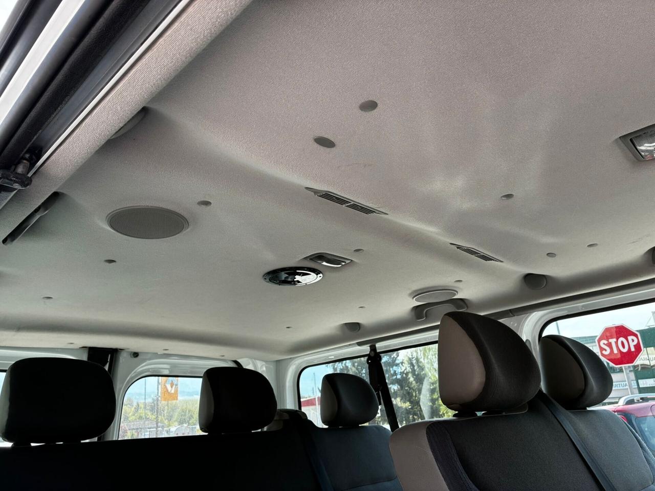 OPEL VIVARO 2.0 CDTI 8POSTI PASSO LUNGO GANCIO TRAINO KM115MILA