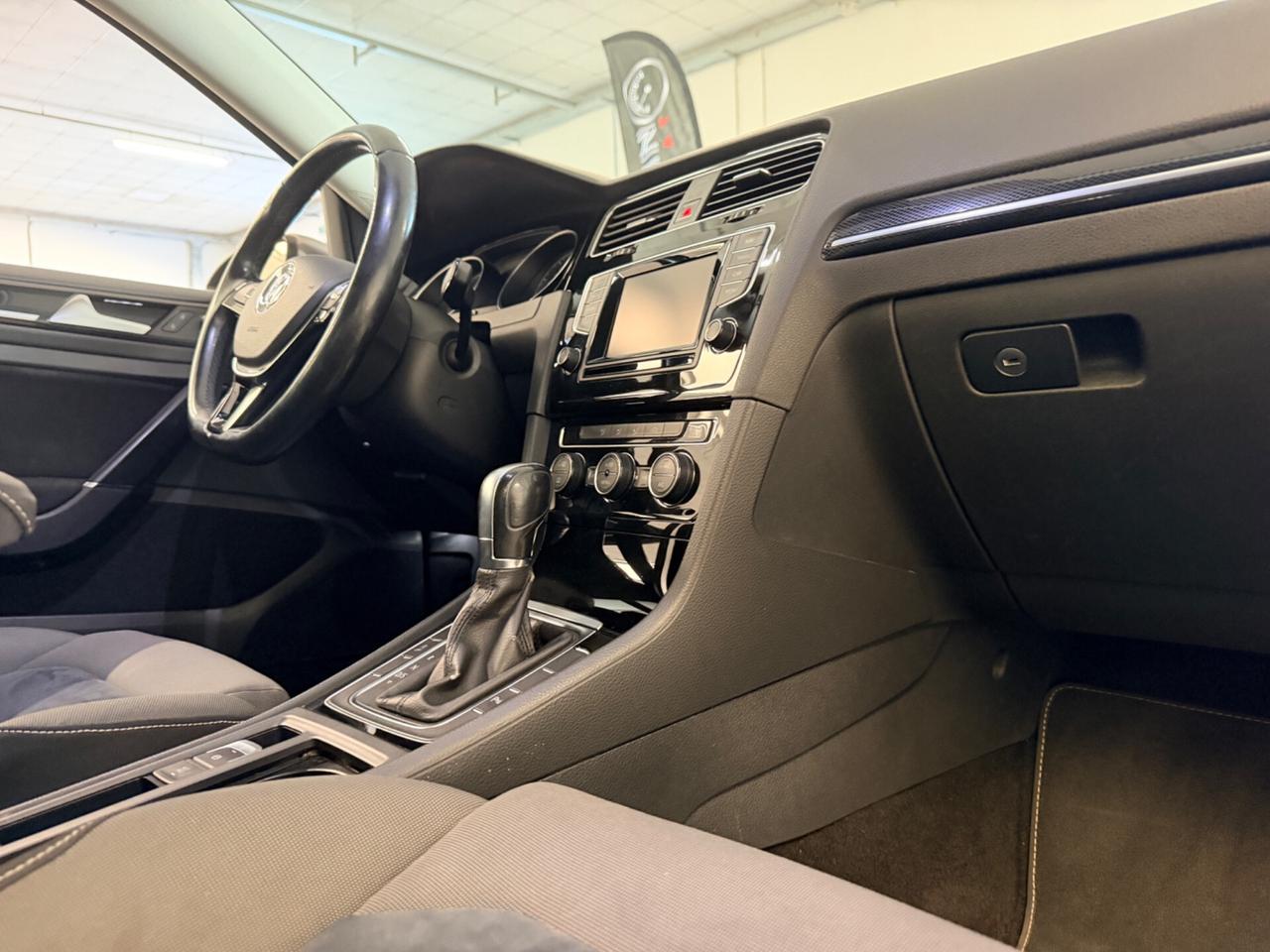 Volkswagen Golf Variant 2.0 TDI DPF DSG Highline