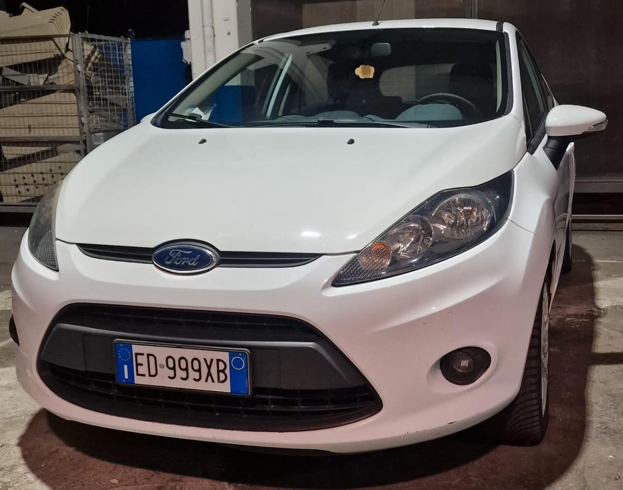 Ford Fiesta 1.4 5 porte Bz.- GPL Titanium