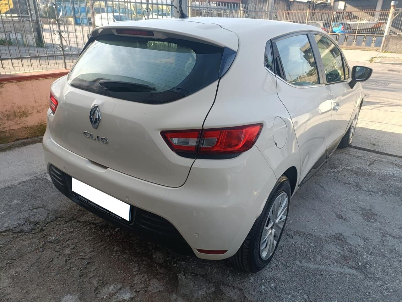 Renault Clio dCi 8V 75CV Start&Stop 5 porte Energy Zen