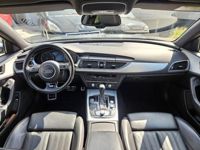 AUDI A6 Avant 2.0 TDI 190 CV ultra S tronic Black Edition