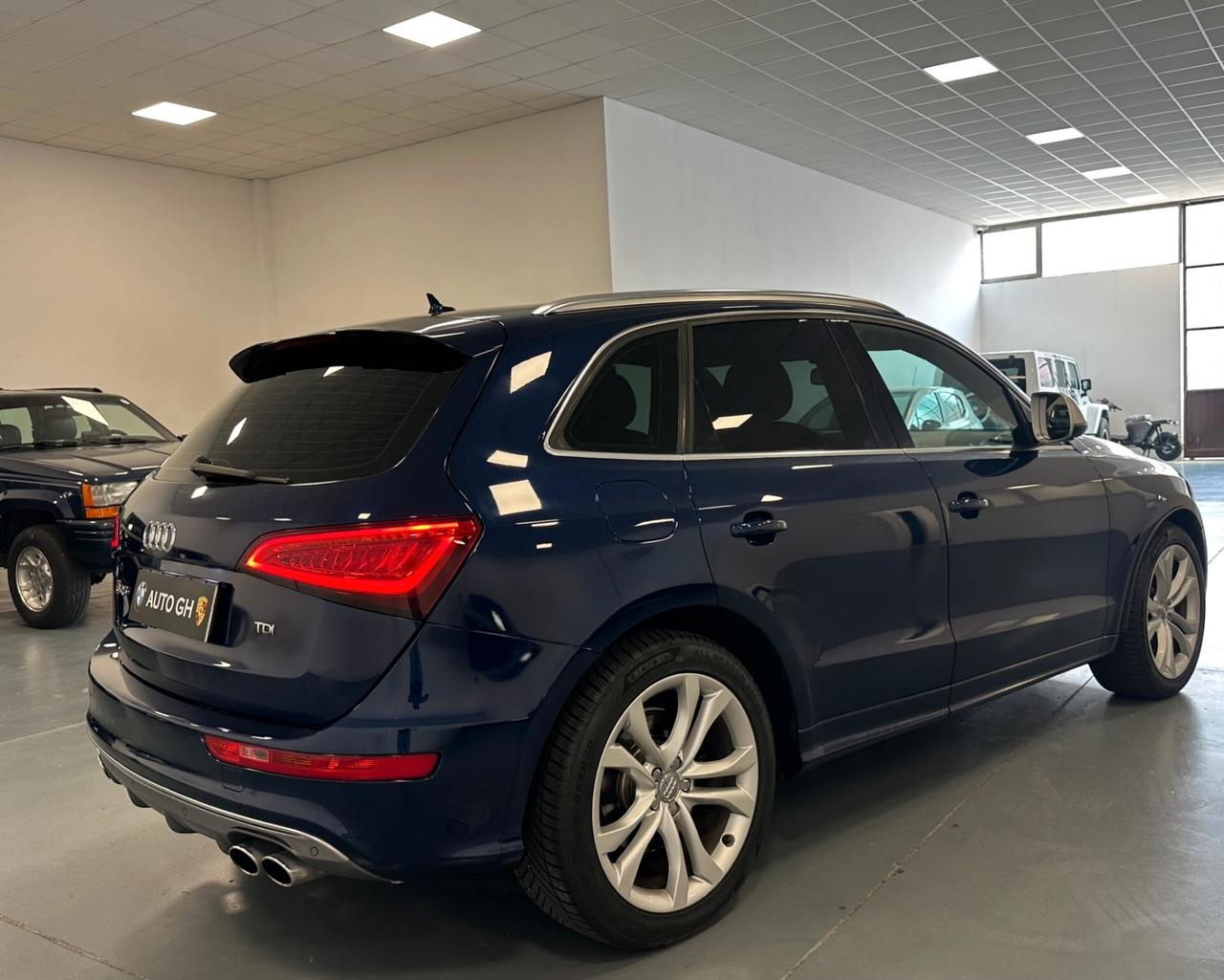 Audi Q5 SQ5 3.0 V6 TDI Biturbo quattro tiptronic