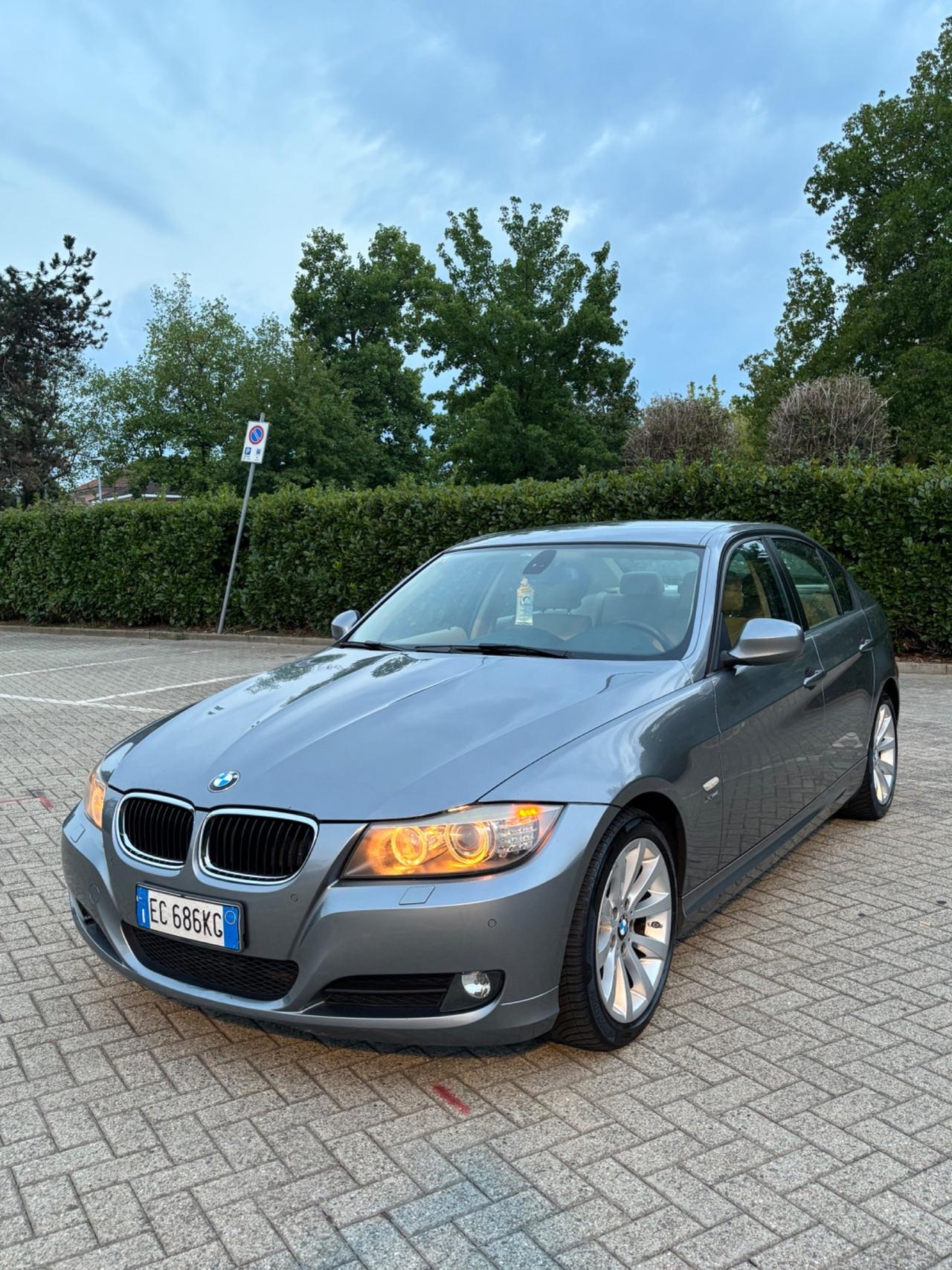 BMW 320d Xdrive e90