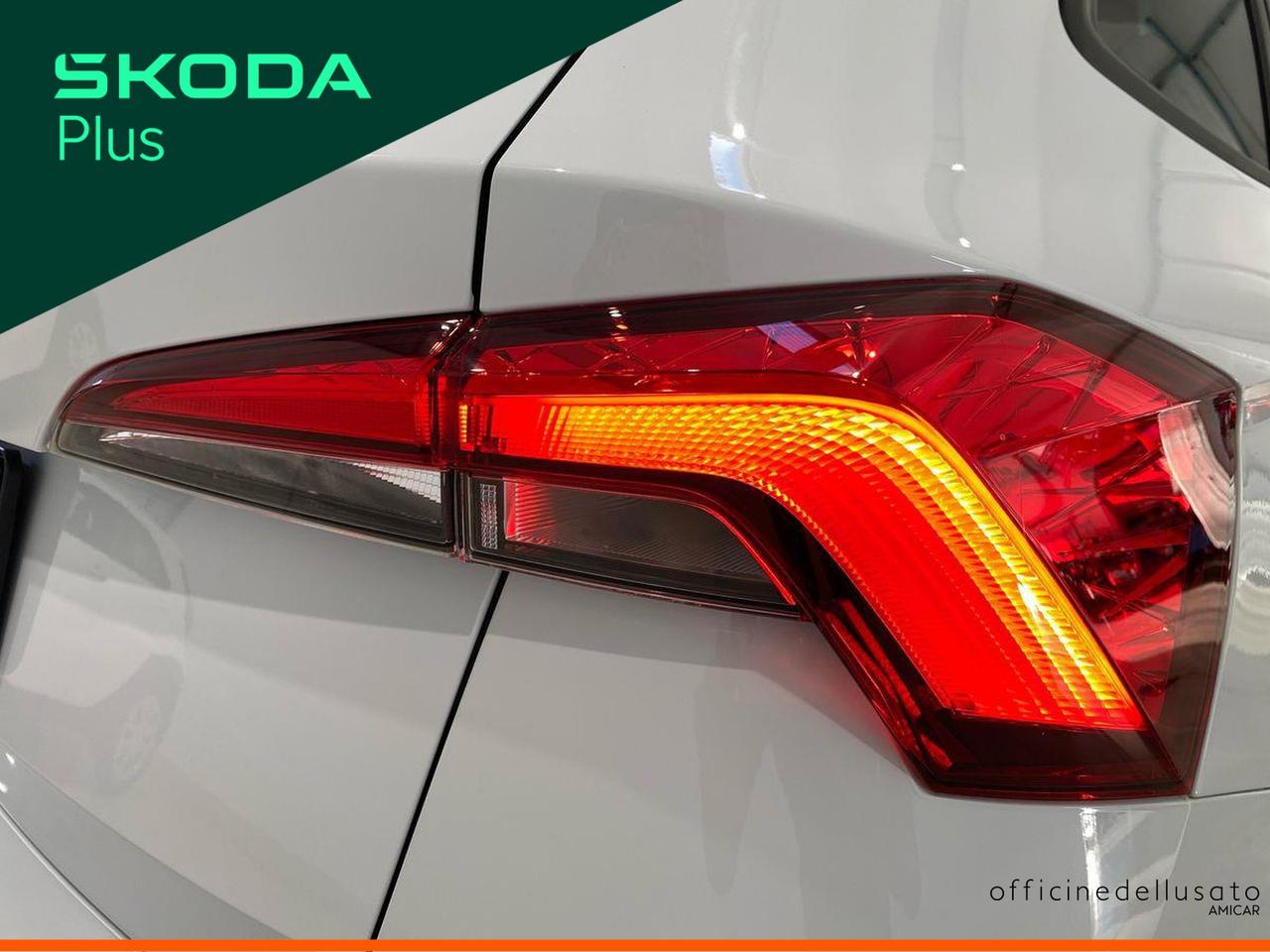 Skoda Kamiq 1.0 tsi 115cv black dots
