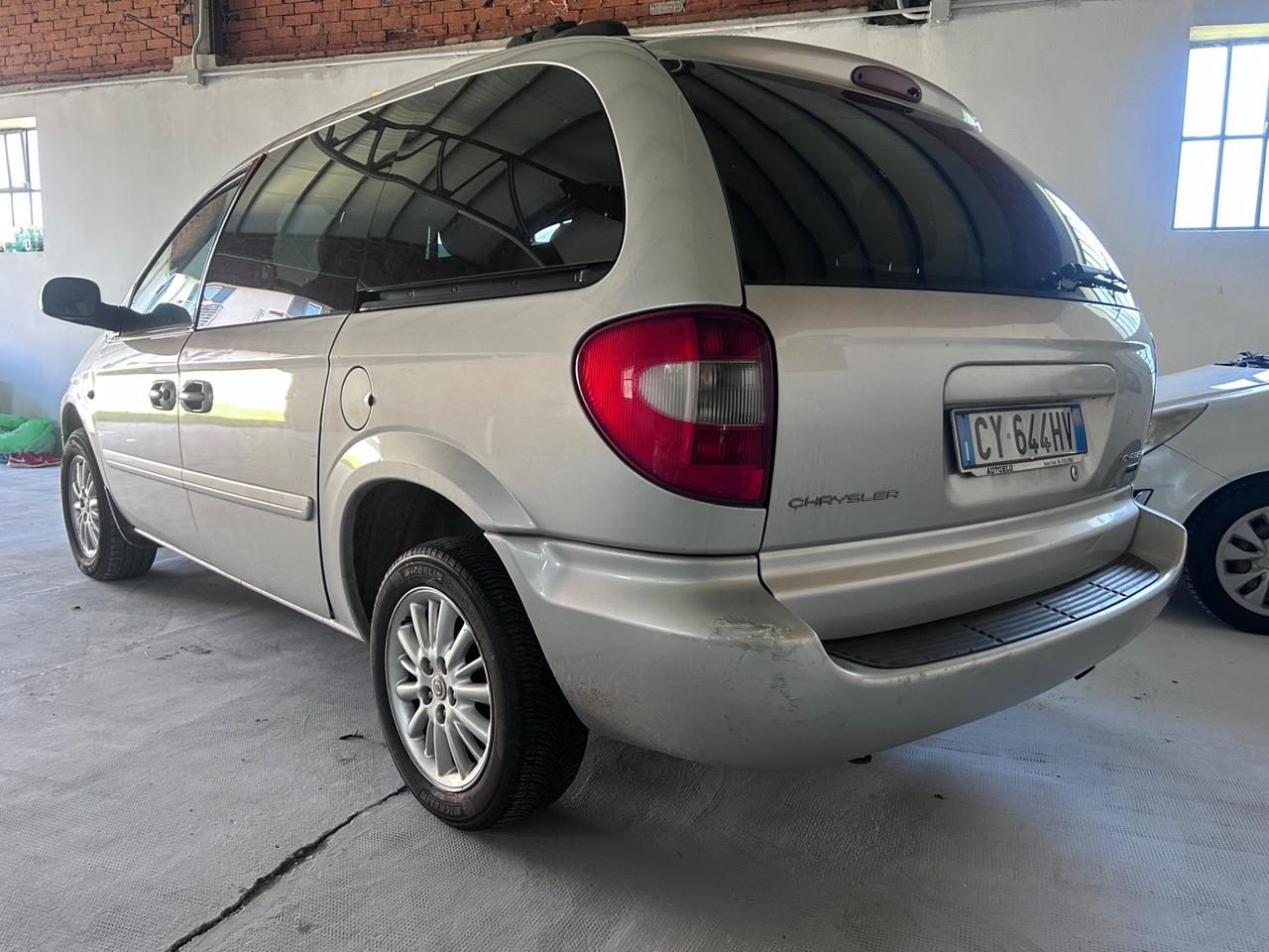 Chrysler Voyager Grand 2.8 CRD cat LX Auto