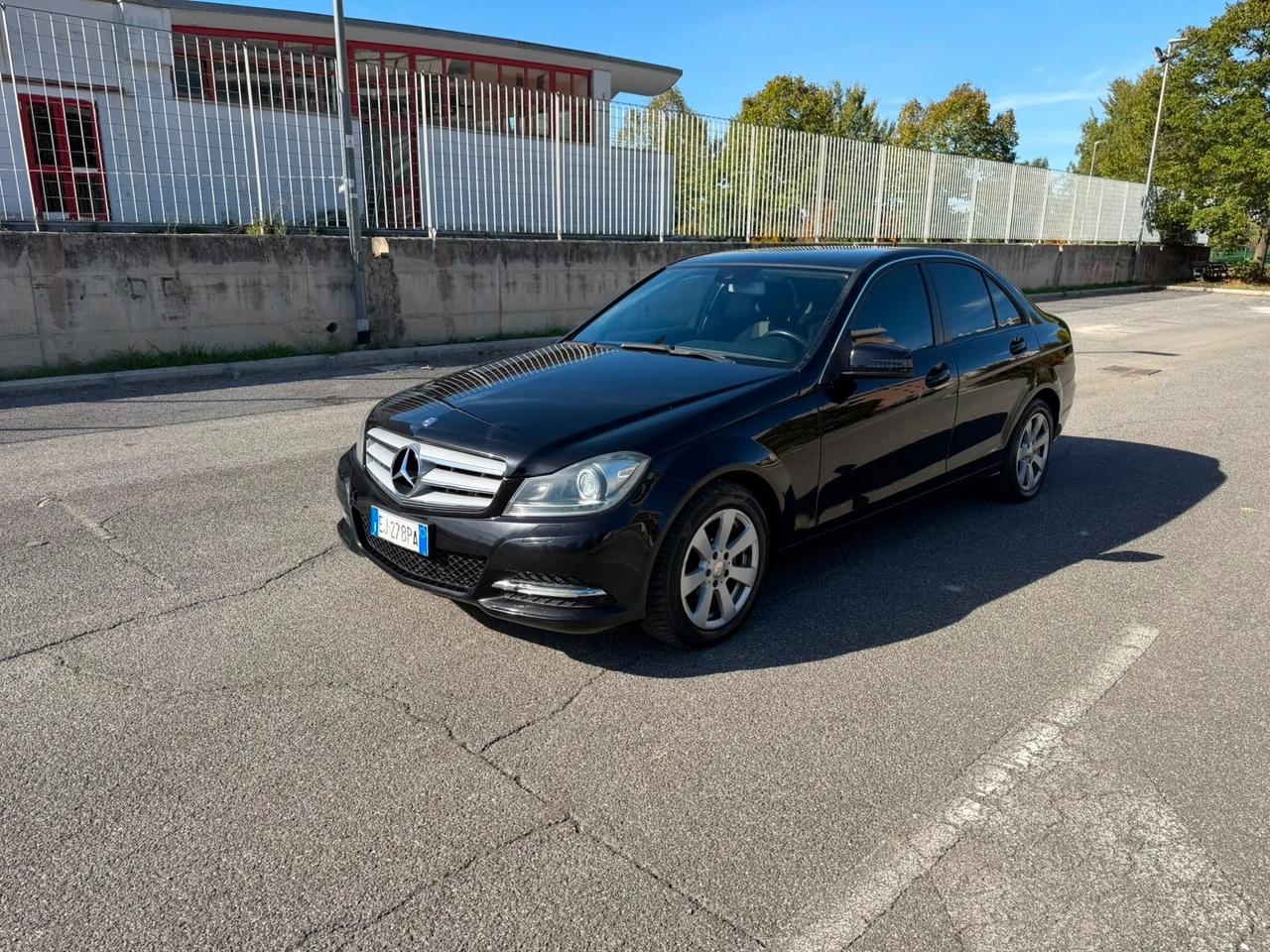 Mercedes-benz C 200 220 CDI BlueEFFICIENCY Elegance