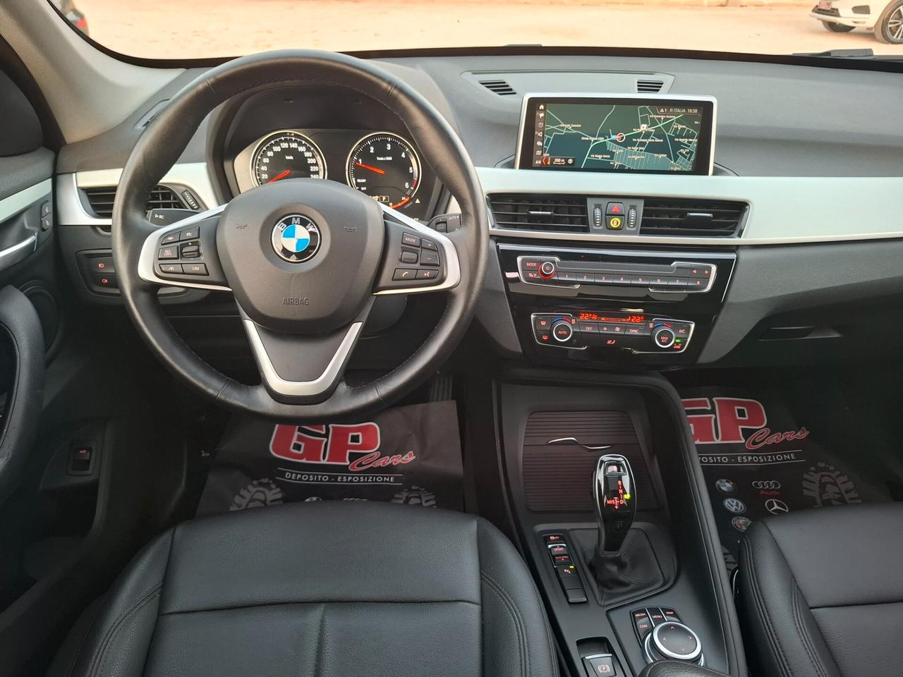 Bmw X1-20d- xLine TETTO*PELLE*LED