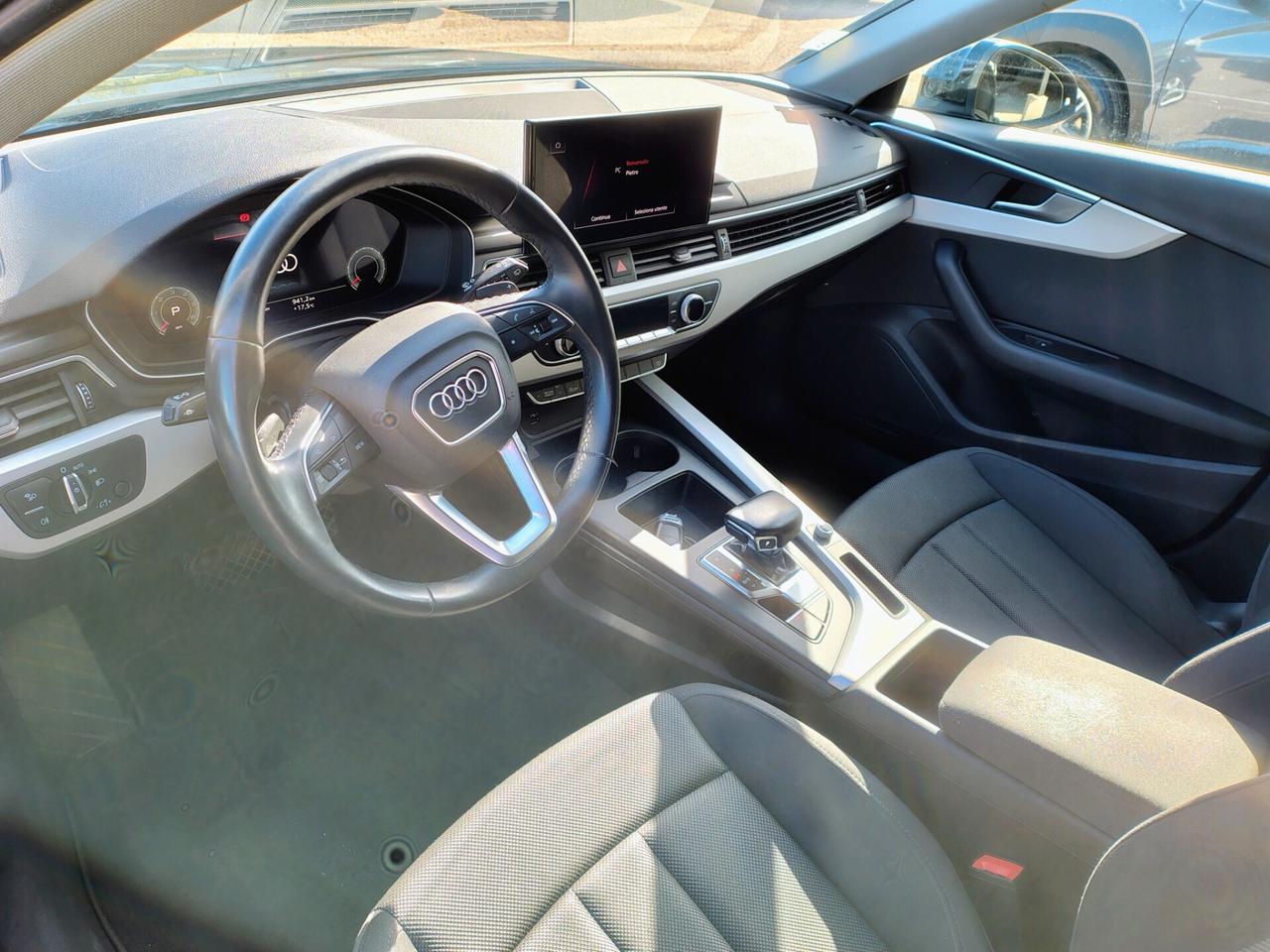 Audi A4 30 TDI/136 CV S tronic S line edition