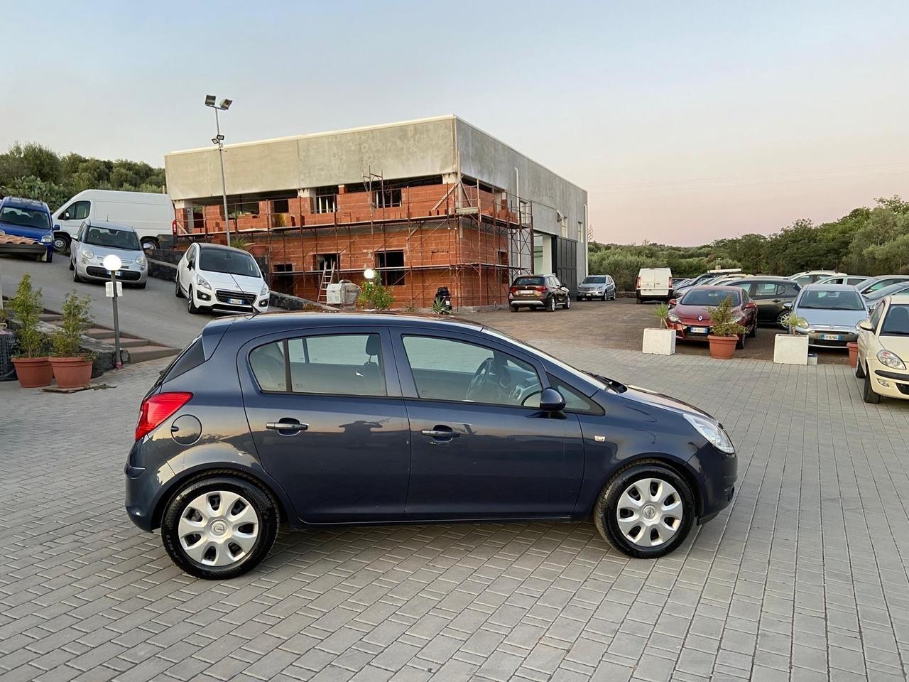 Opel Corsa 1.2 5 porte Enjoy