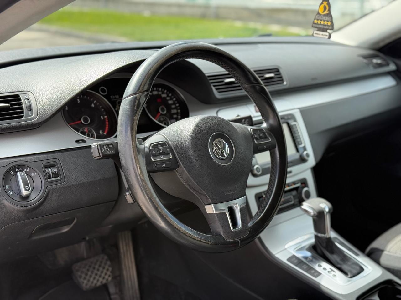 VOLKSWAGEN Passat CC 2.0 143cv TDI DPF DSG