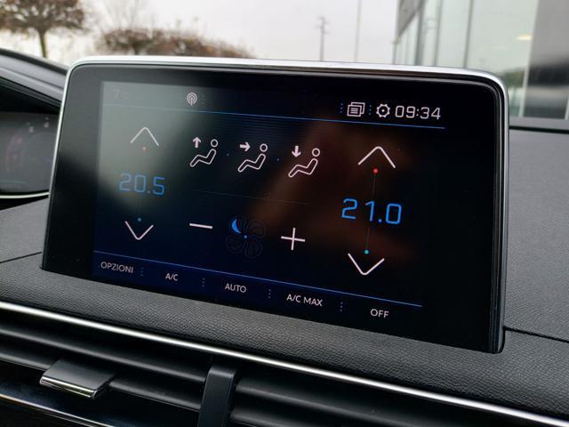 PEUGEOT 3008 PureTech Turbo 130 Allure