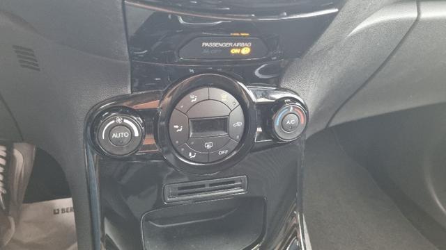 FORD Fiesta 1.4 5p. Bz.- GPL Titanium