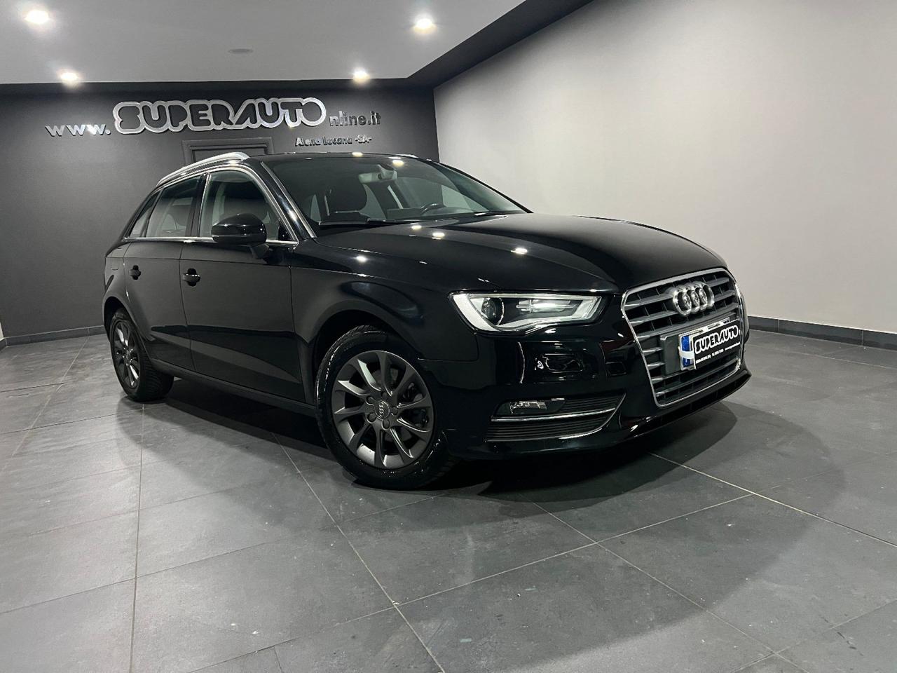 Audi A3 SPB 1.6 TDI Business NAVI + BIXENO