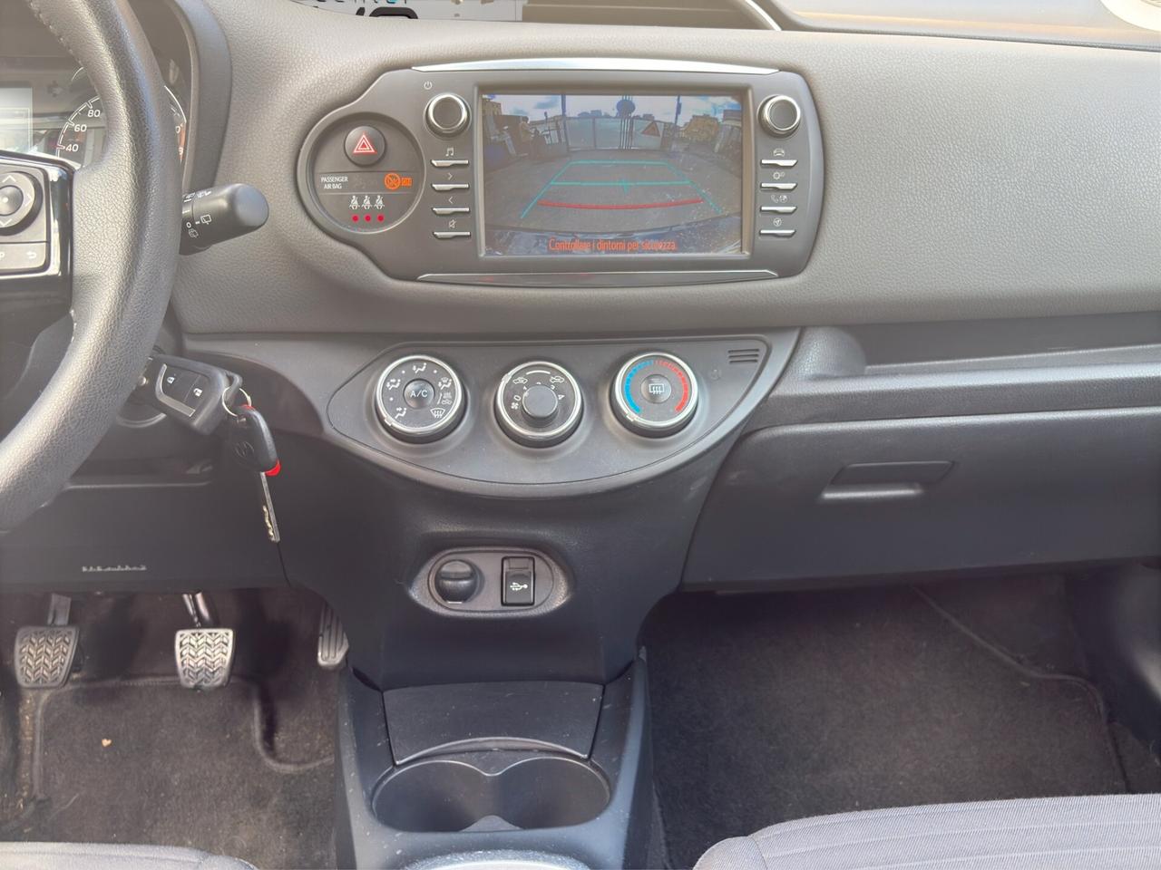 Toyota Yaris 1.0 72 CV 5 porte Active