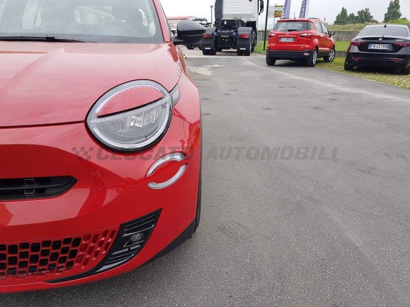 FIAT 600 600e - RED