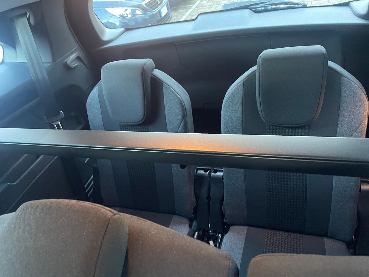 Peugeot 5008 BlueHDi 130 S&S EAT8 Allure Pack