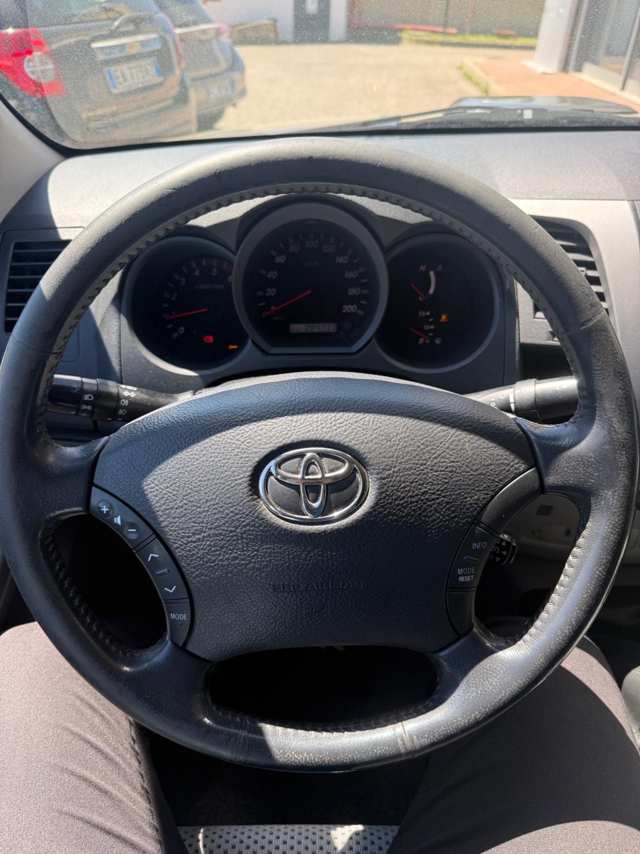 Toyota Hilux 3.0 D-4D HARDTOP+VASCA my10"