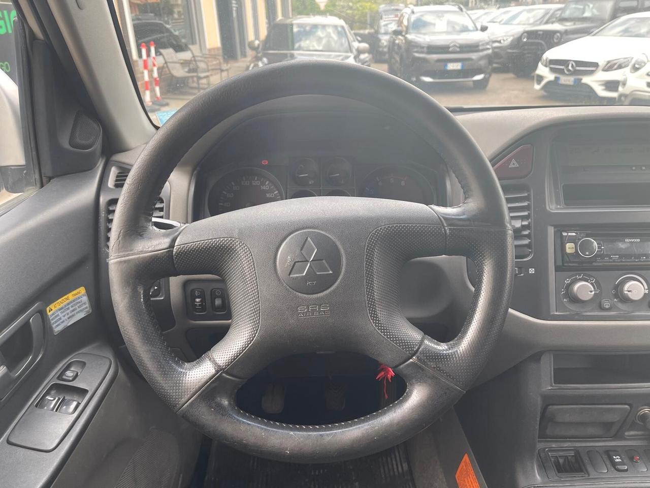 Mitsubishi Pajero 3.2 16V DI-D 3p. GLS2