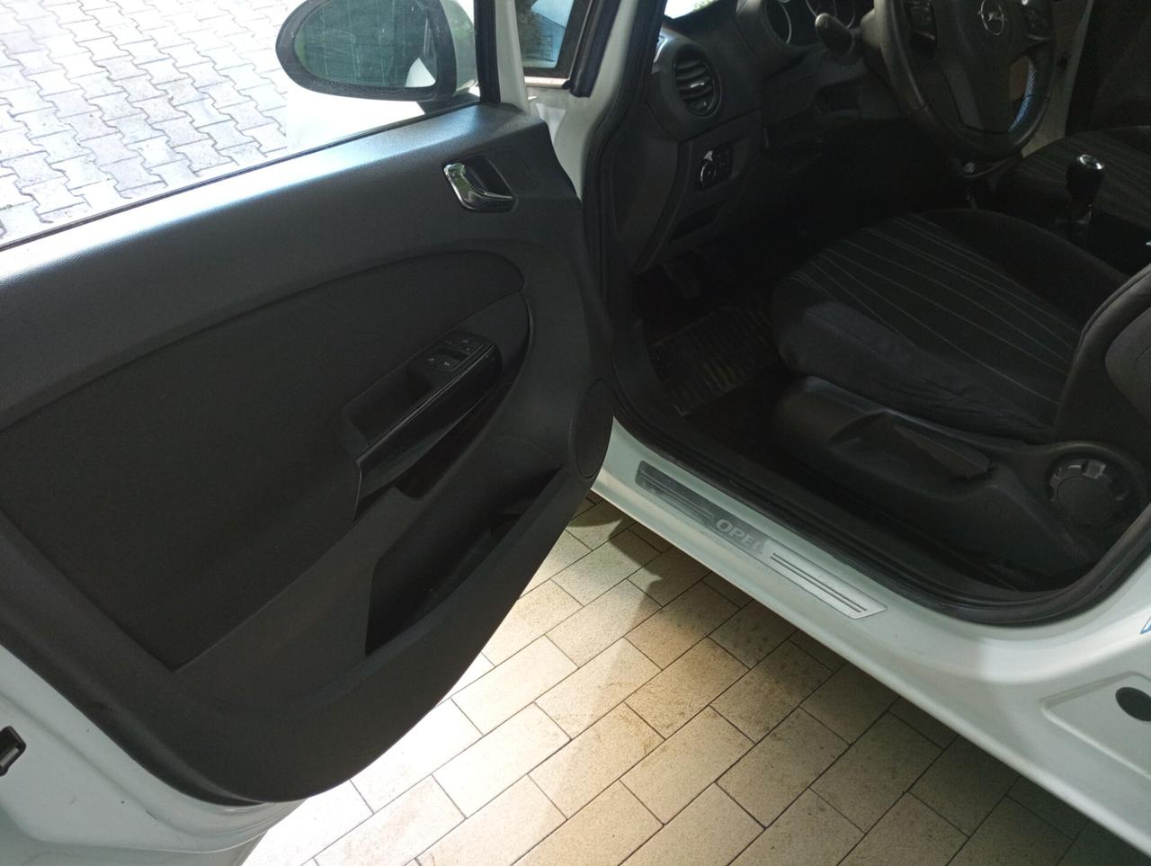 Opel Corsa 1.2 5 porte Cosmo prov nord ok neopat