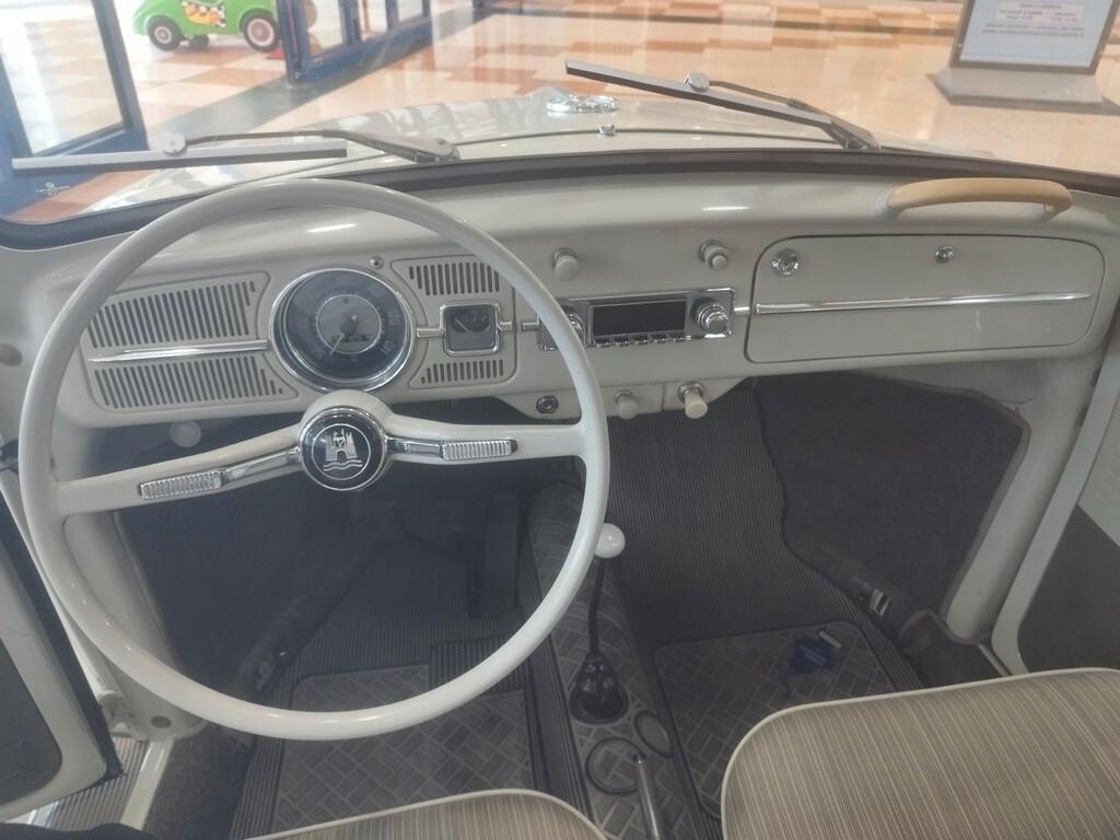 Volkswagen Maggiolino 6 volt vetro piatto ASI + CRS