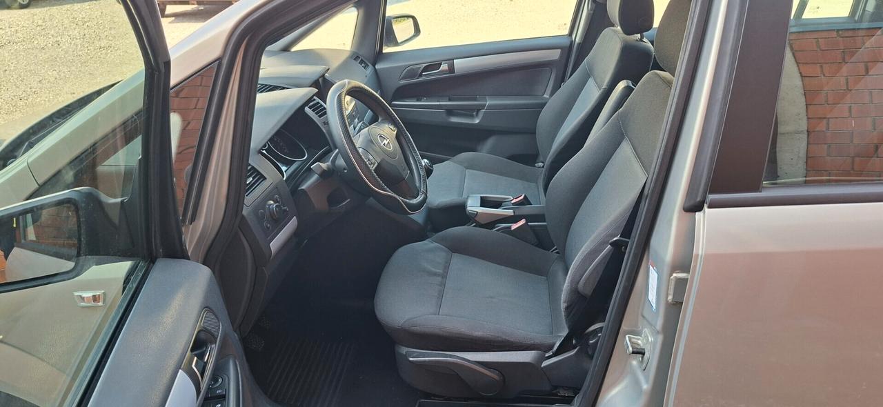 Opel Zafira 1.6 16V ecoM 94CV Enjoy 7 POSTI