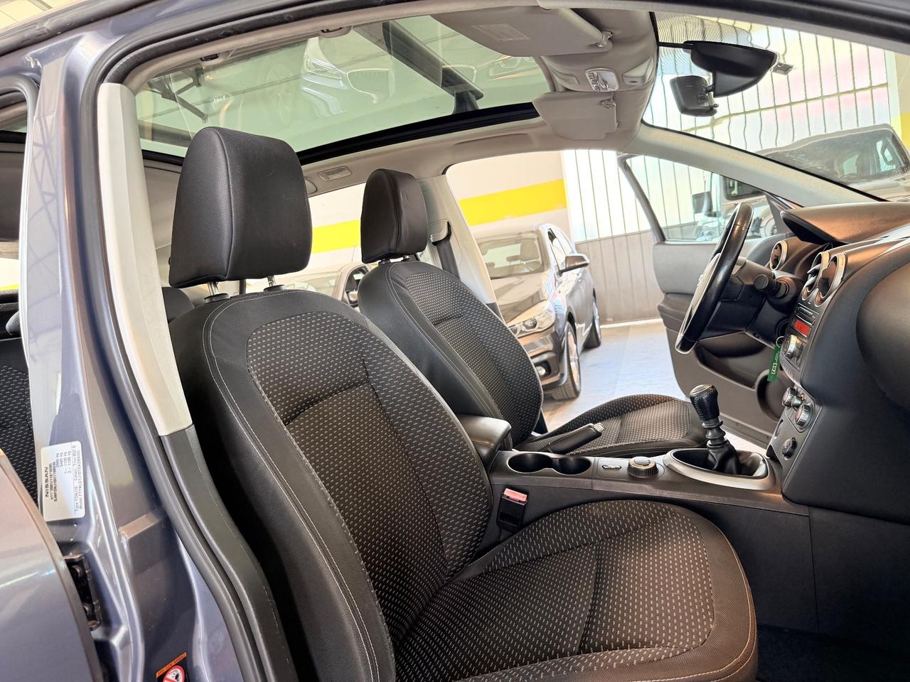 Nissan Qashqai 2.0 dCi DPF 4WD Tekna Tetto
