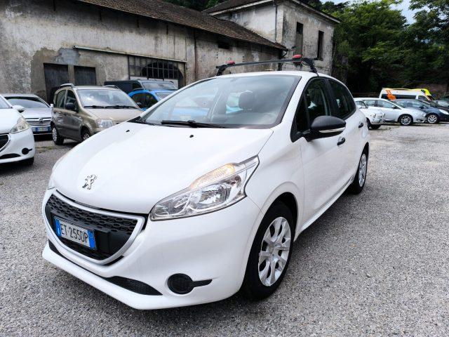 PEUGEOT 208 1° serie 1.0 VTi 68 CV ADATTA A NEOPATENTATO
