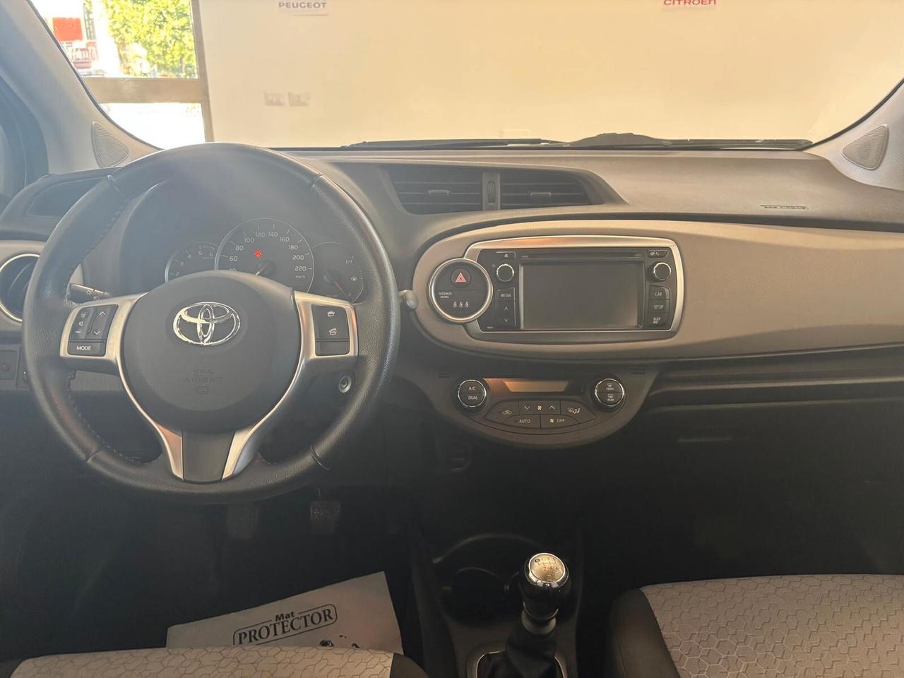 TOYOTA YARIS ANNO 2013 DS 1.4 ADATTA NEOPATENTATI KM 100 MILA