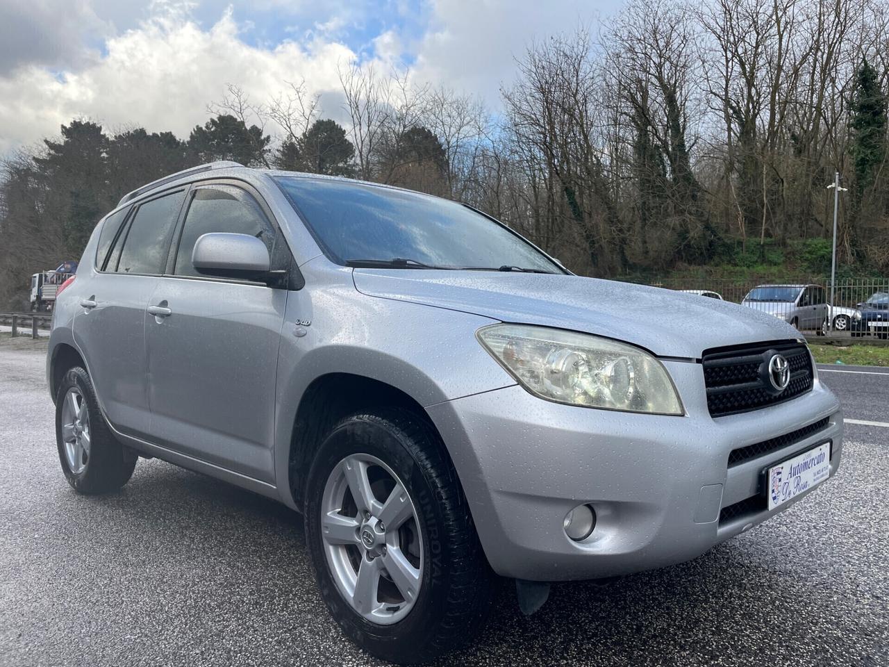 Toyota RAV 4 RAV4 2.2 D-4D 136 CV Luxury