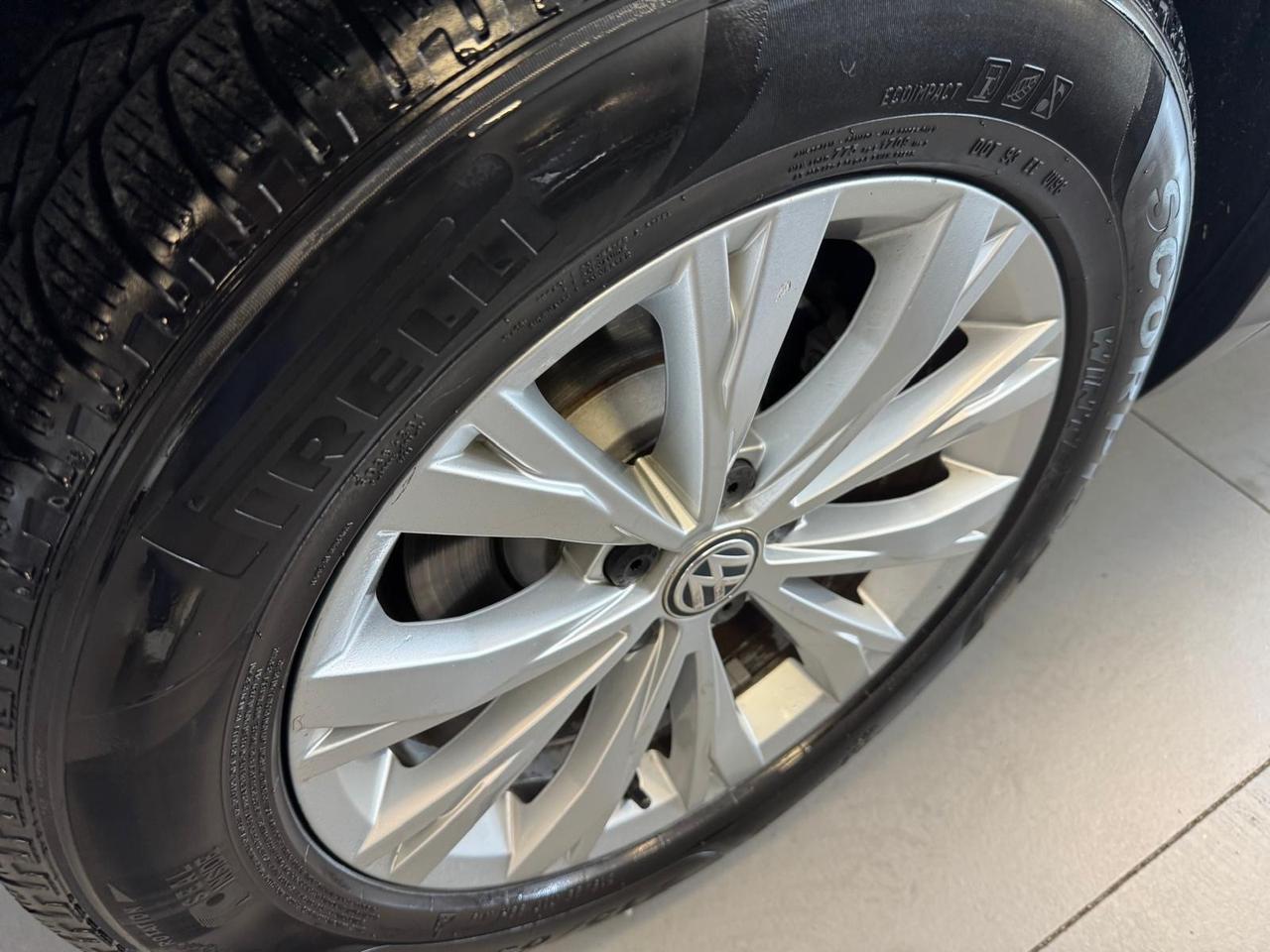 Volkswagen Tiguan 2.0 TDI SCR DSG Business BlueMotion Technology