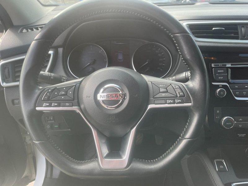 Nissan Qashqai 1.6 dCi 2WD C.AUTOMATICO 1°PROP-GARANZIA-KM CERTIF