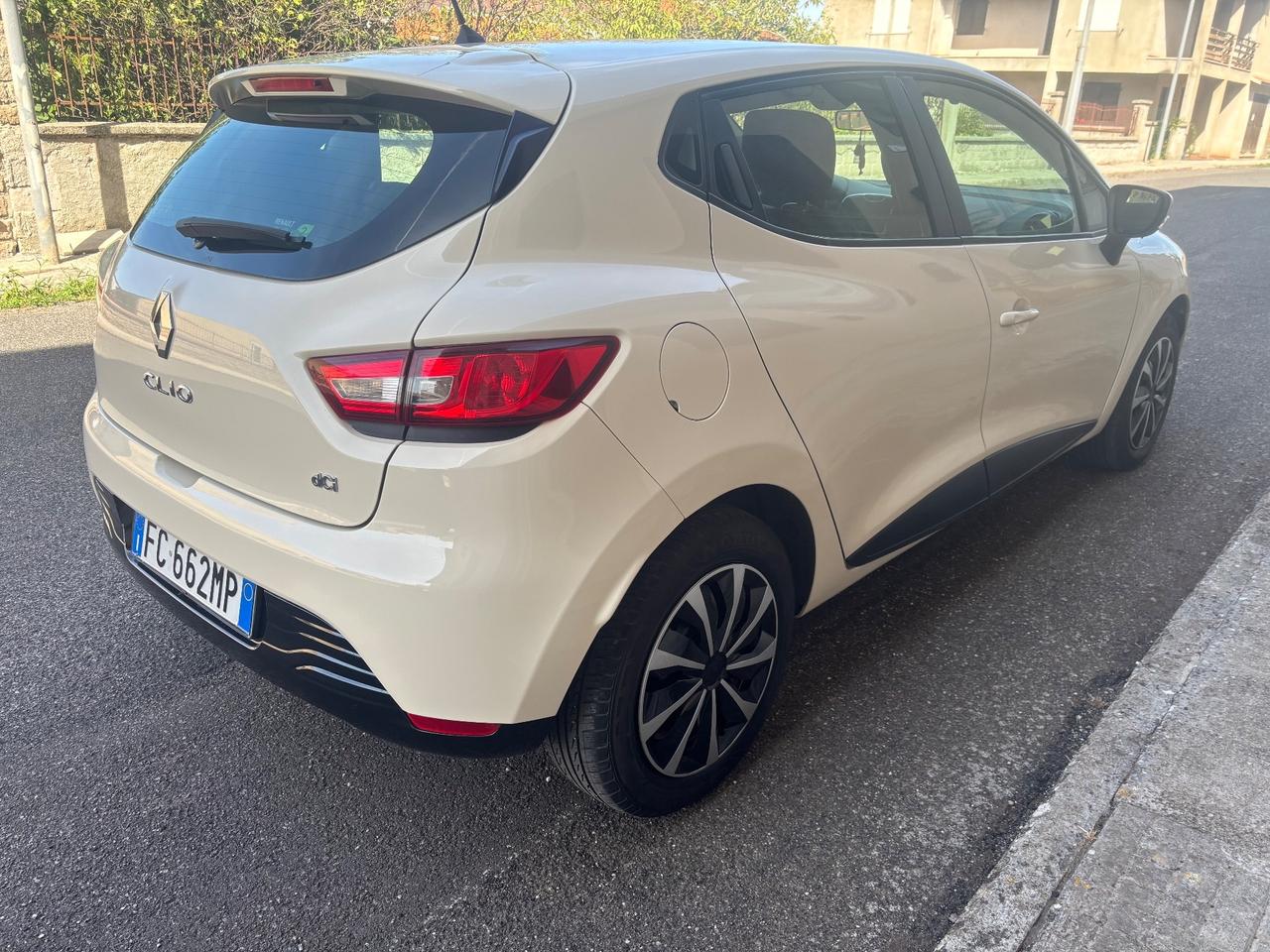 Renault Clio dCi 8V 75CV Start&Stop 5 porte Energy Zen