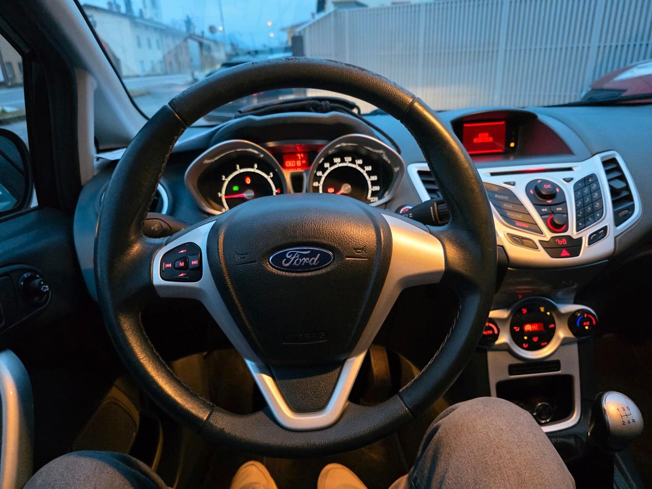 Ford Fiesta 1.2B unico proprietario garantita 12M