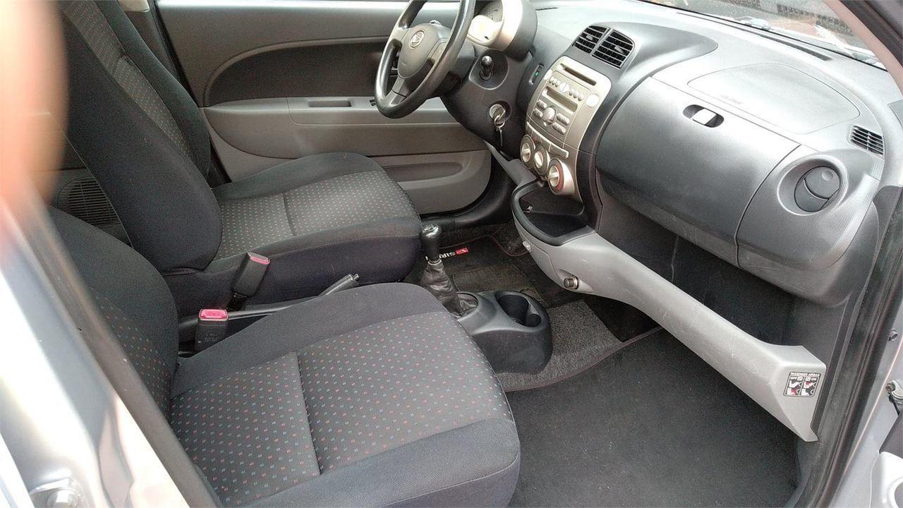 Daihatsu Sirion 1.0 12V CB DA NEOPATENTATI