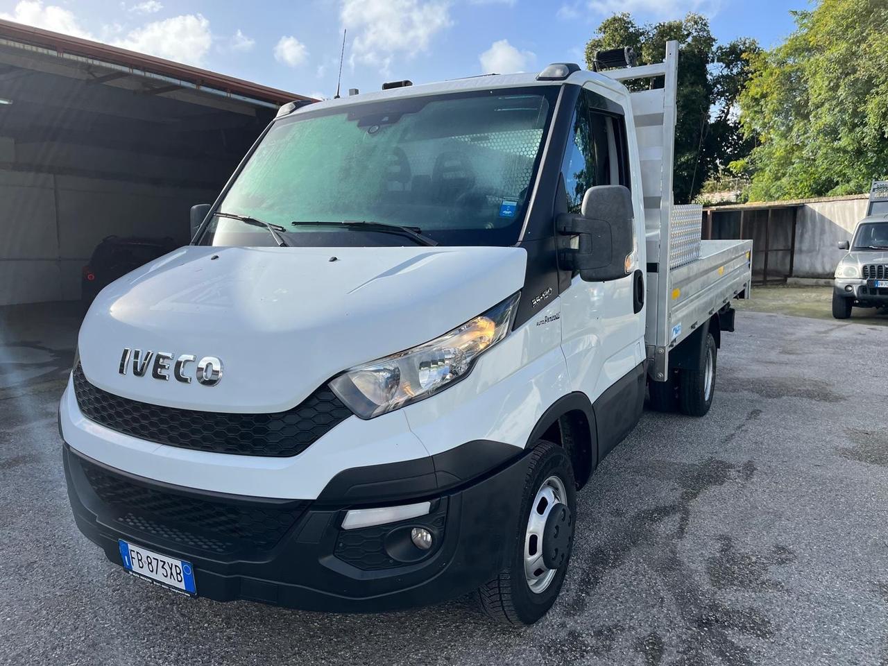 Iveco Daily 2.3 HPI 35-i30- cassonato/gemell.-2016