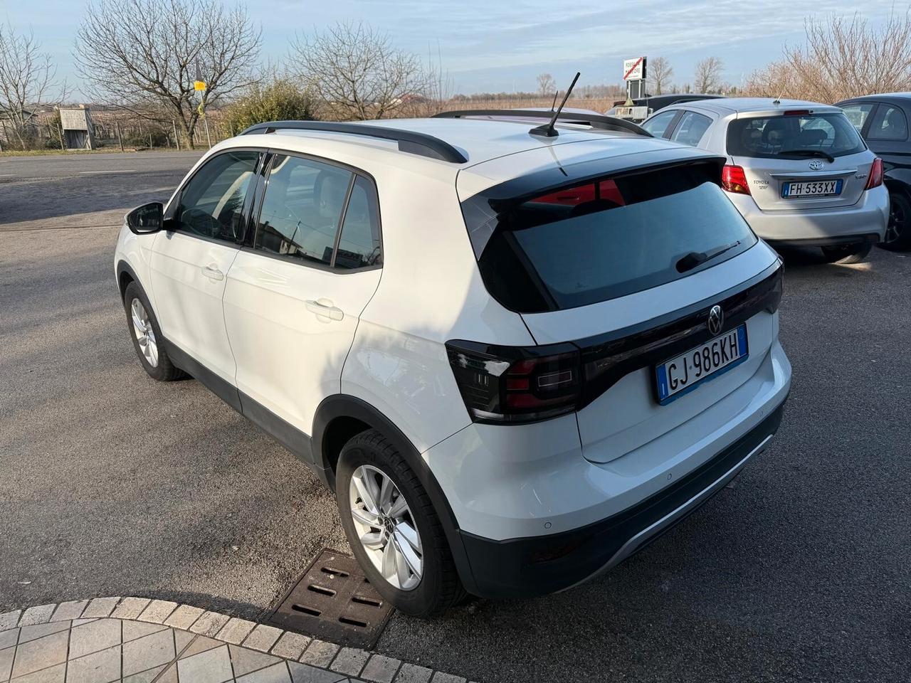 Volkswagen T-Cross 1.0 Benzina Cambio Automatico Neopatentati