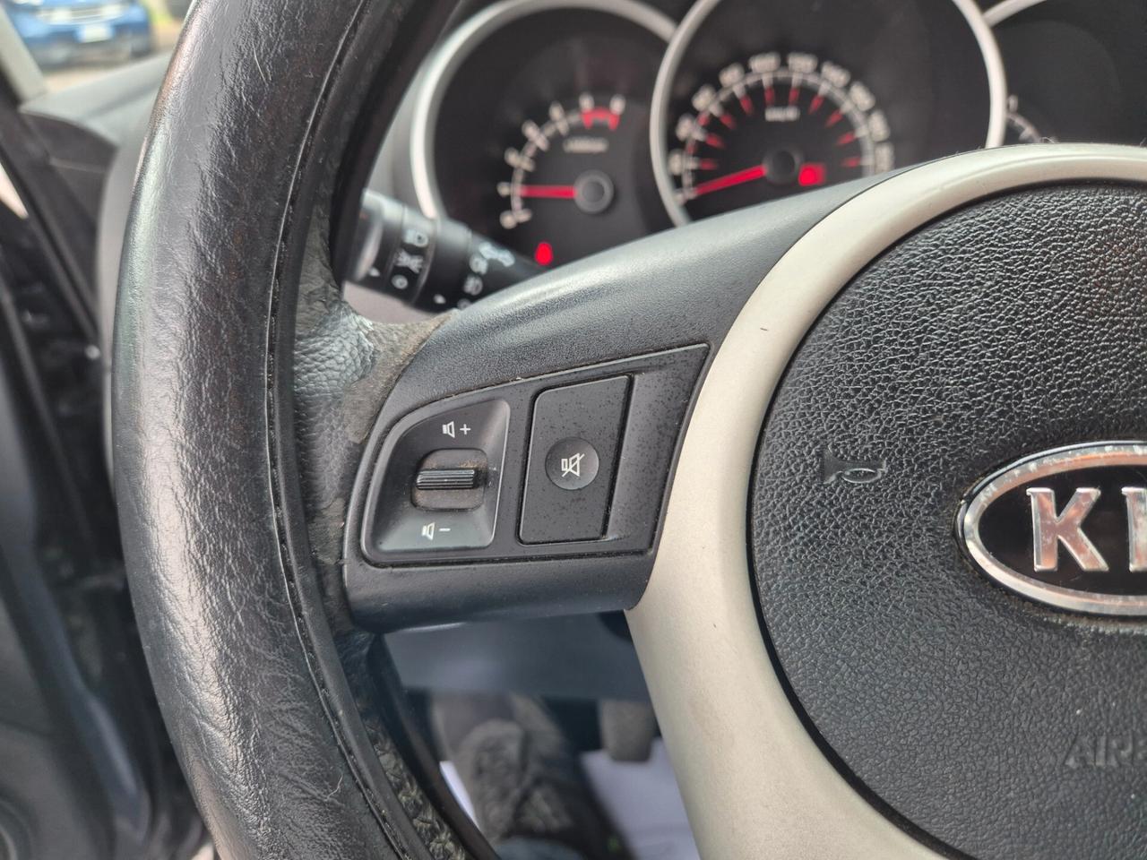 Kia Venga Lumited 1.4DIESEL EURO 5