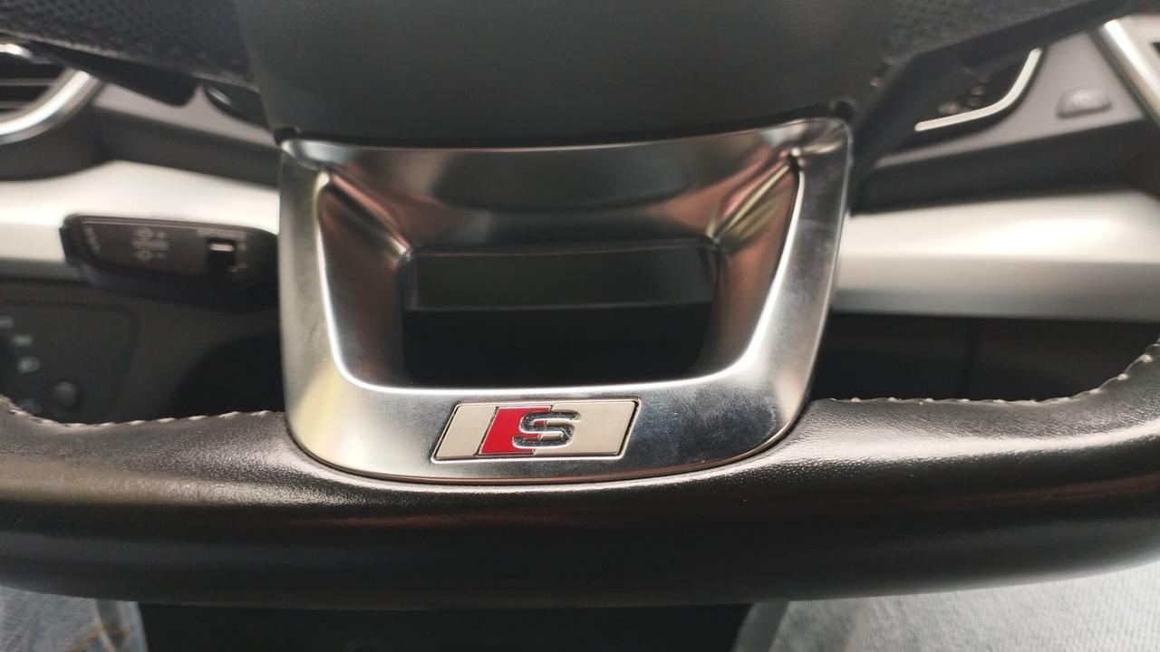 Audi Q5 35 TDI quattro S tronic line