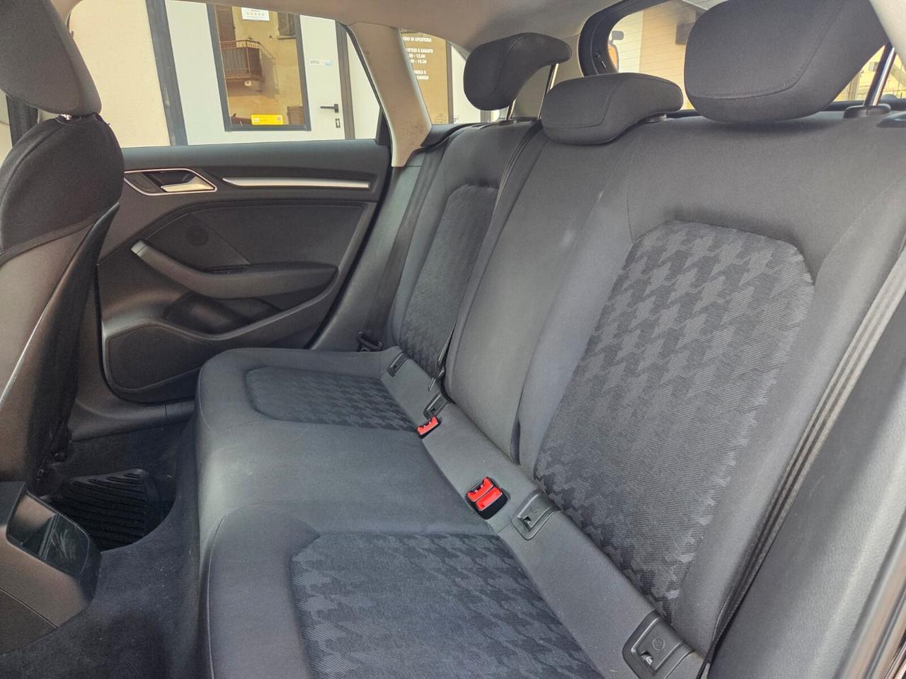 Audi A3 SPB 1.2 TFSI 110 CV S tronic Ambition