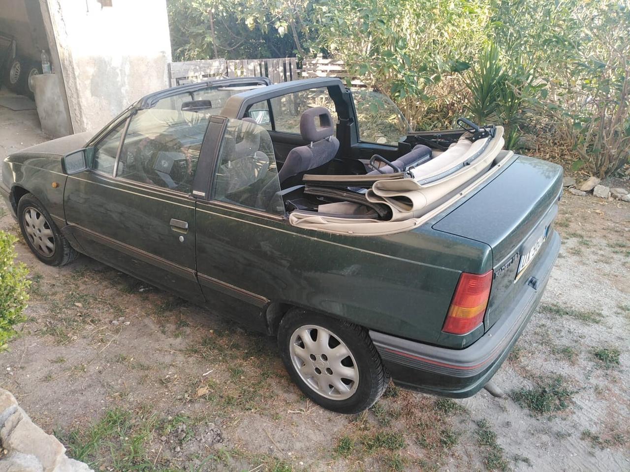 Opel Kadett Cabrio