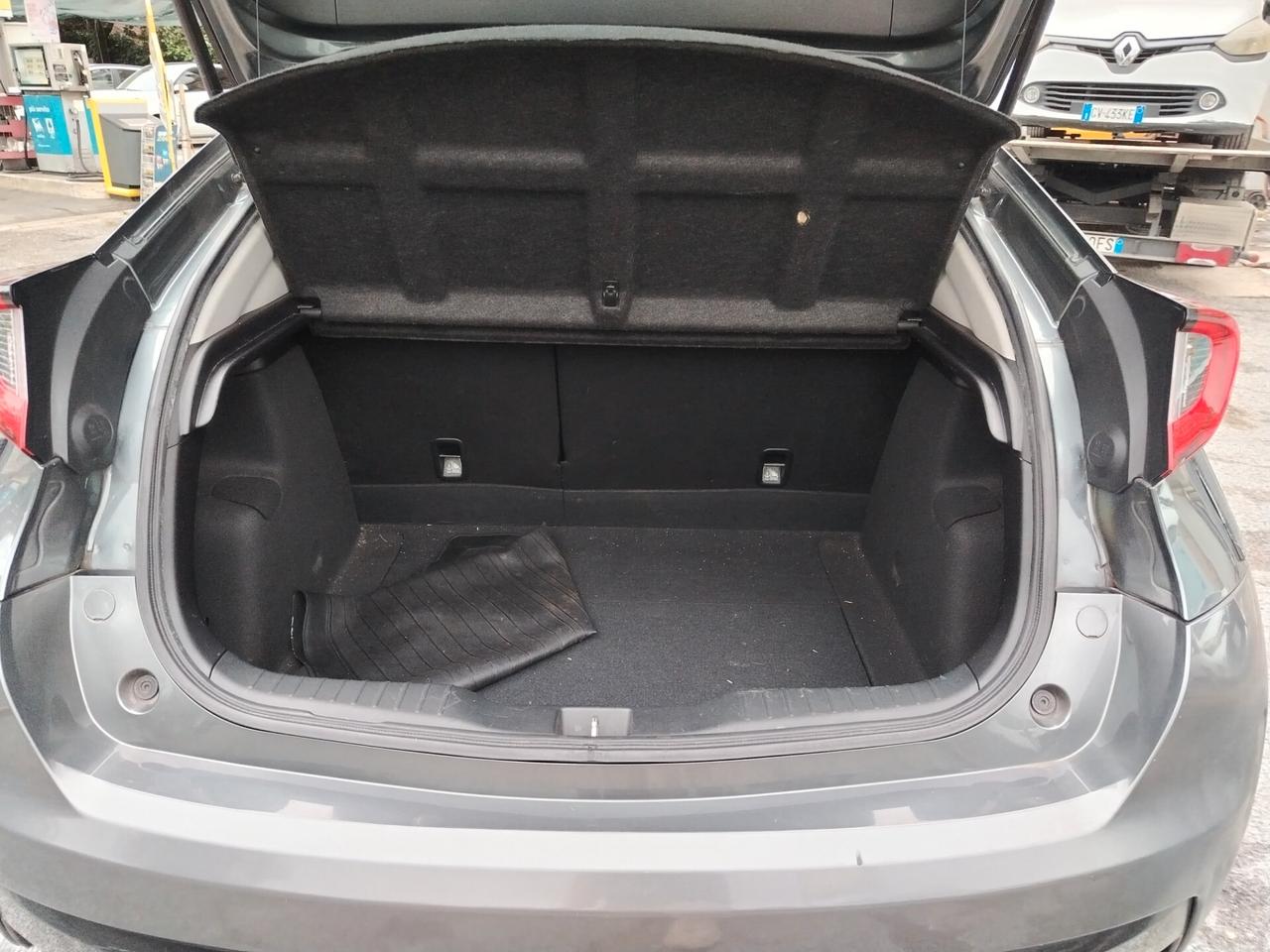 Honda Civic 1.4 i-VTEC Elegance Navi