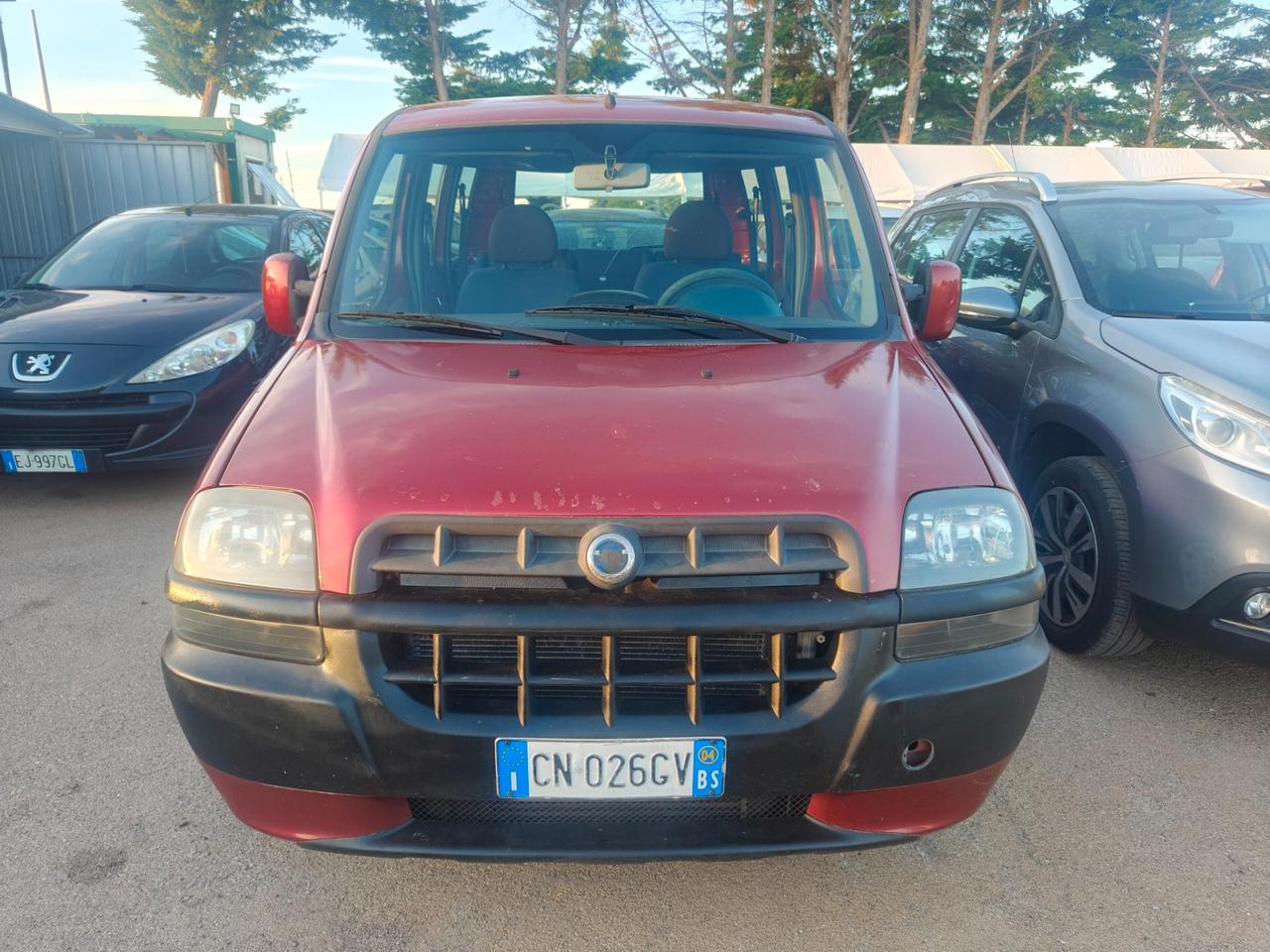 Fiat Doblo 1.9 JTD vetrato 5 posti