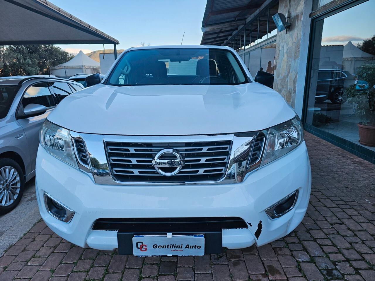 Nissan Navara 2.3 dCi 4WD King Cab Acenta