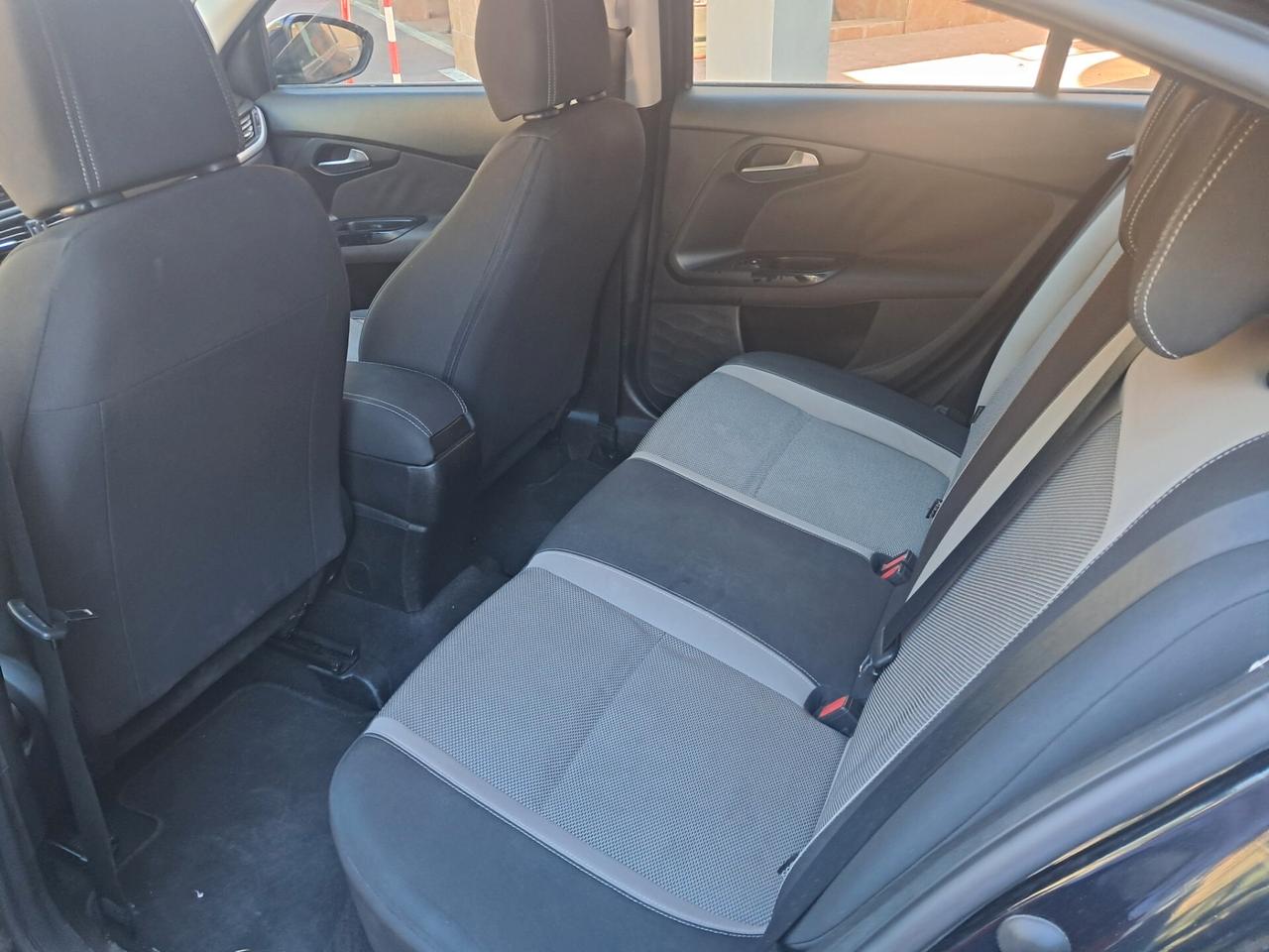 Fiat Tipo 1.6 Mjt 4 porte Opening Edition Plus